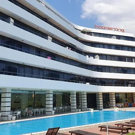 Boomerang Residence 公寓 阳光海滩